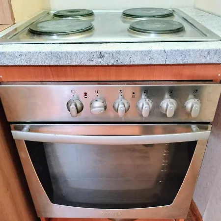 Summer Square - 2 Bedrooms Retro Flat With Great Location, 1st Fl Апартаменты Бургас