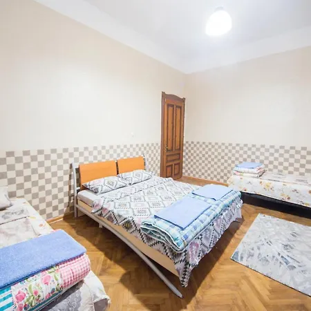 Summer Square - 2 Bedrooms Retro Flat With Great Location, 1st Fl * Burgas City