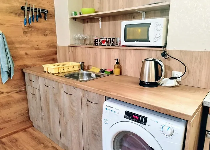 Summer Square - 2 Bedrooms Retro Flat With Great Location, 1st Fl * Burgas